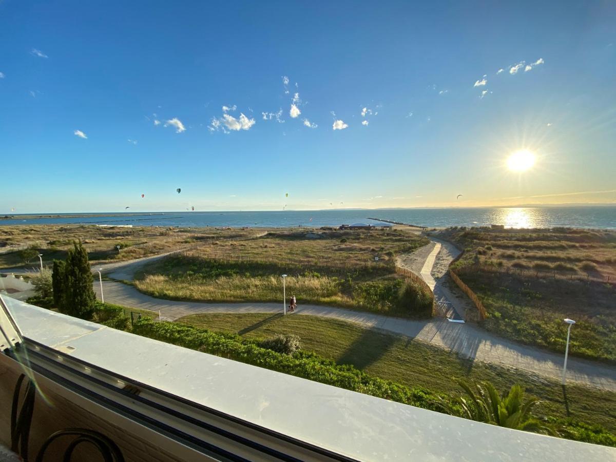 Studio Front De Mer Avec Vue Mer Panoramique ! Apartman Le Grau-du-Roi Kültér fotó