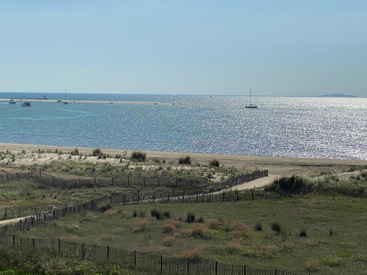 Studio Front De Mer Avec Vue Mer Panoramique ! Apartman Le Grau-du-Roi Kültér fotó